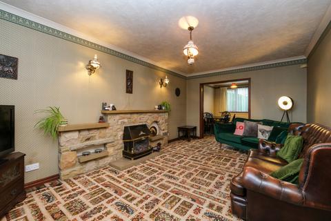 24 Barcroft Grove, Yeadon, Leeds, LS19 7XZ