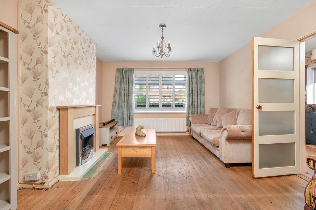 Westfield Avenue, Oakham 3 bed semidetached house for sale £240,000