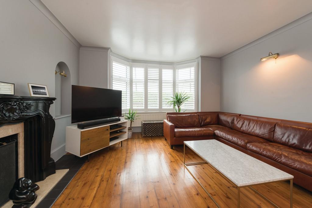 Salisbury Road, Walmer, Deal, Kent, CT14 5 bed detached house for sale