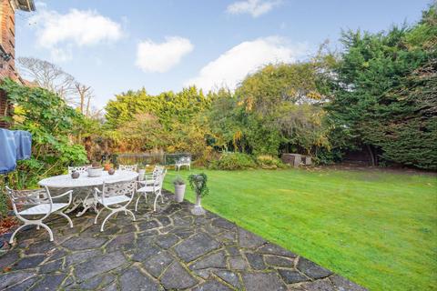 Mitchley, 21 Traps Lane, New Malden, KT3 4RU