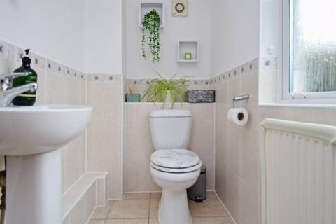 4 Barnes Way, Herne Bay, CT6 6RX