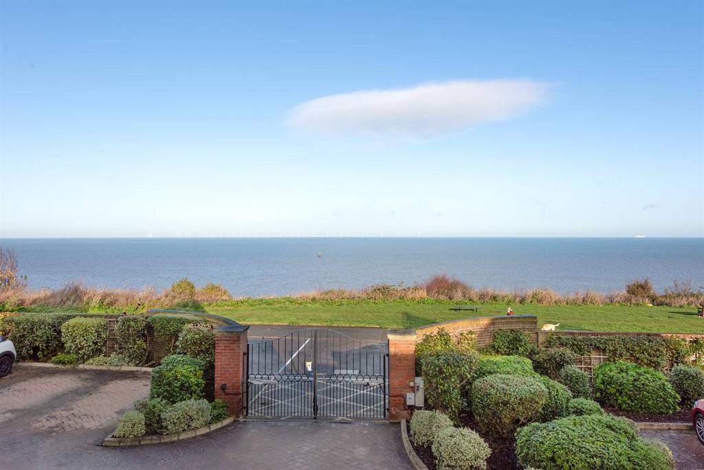The Lees, Herne Bay 4 bed detached house for sale £950,000