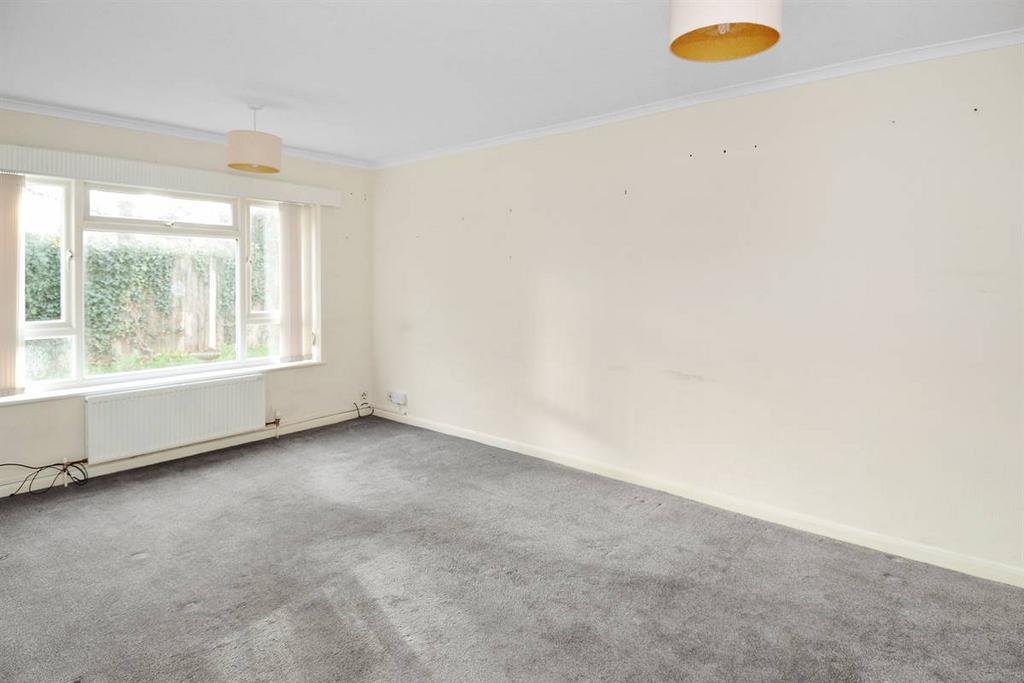 Glebe Way, Whitstable 2 bed apartment for sale £195,000