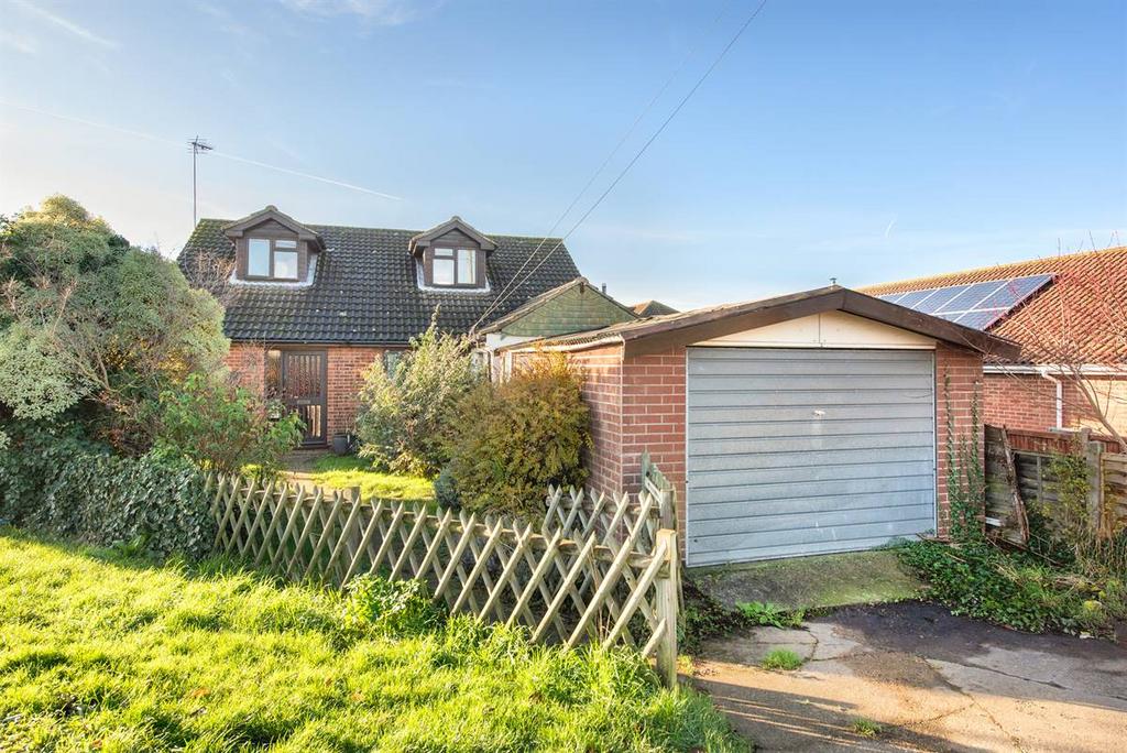 Bellevue Road, Whitstable 5 bed detached bungalow for sale £450,000