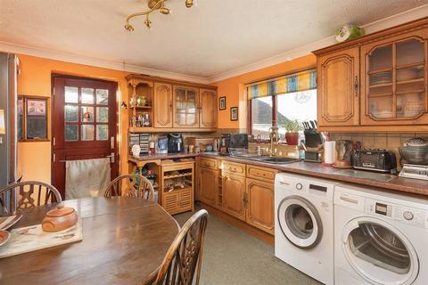 4 bedroom detached bungalow for sale, Bellevue Road, Whitstable