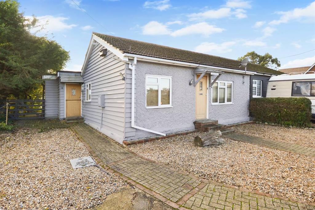 Marlborough Road, Whitstable 3 bed semidetached bungalow for sale £