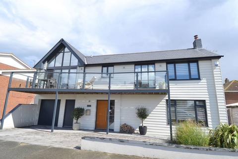 4 bedroom detached house for sale, Pier Avenue, Tankerton, Whitstable