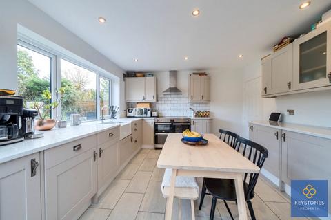 1a Phillida Road, Romford, RM3 0NH