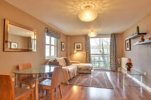 2 bedroom apartment for sale, Riverside Wharf, Bishop's Stortford