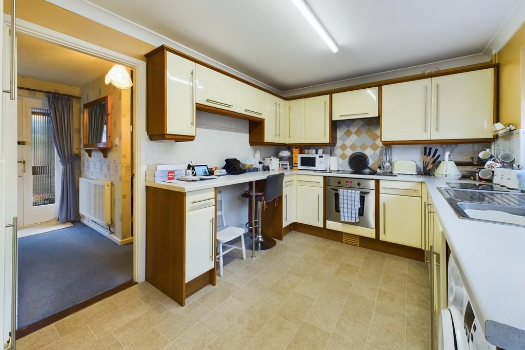 Mackenzie Road, Thetford 5 bed chalet for sale £350,000