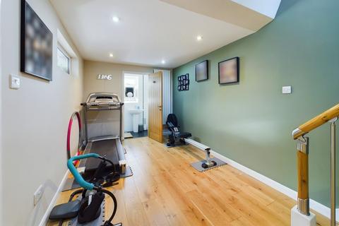 8 Monksgate, Thetford, IP24 1BX