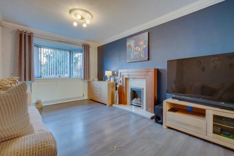 4 Sanctuary Fields, North Anston, Sheffield, S25 4DD