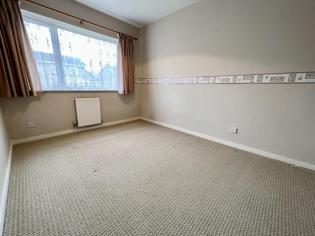 Bayard Brow, Brackley 3 bed semidetached house for sale £300,000