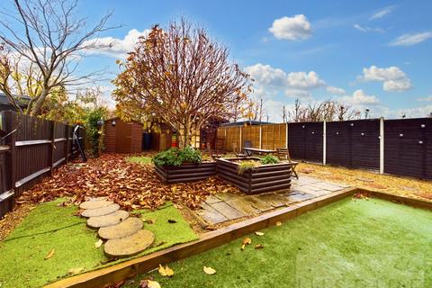 22 Ashdown Drive, Crawley, RH10 5HB