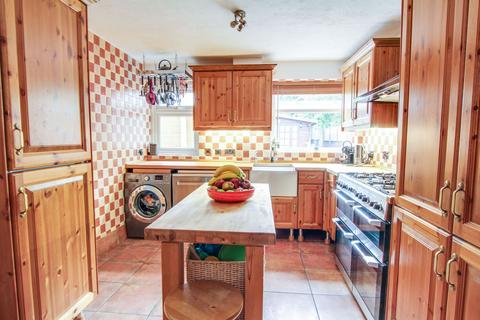 22 Ashdown Drive, Crawley, RH10 5HB