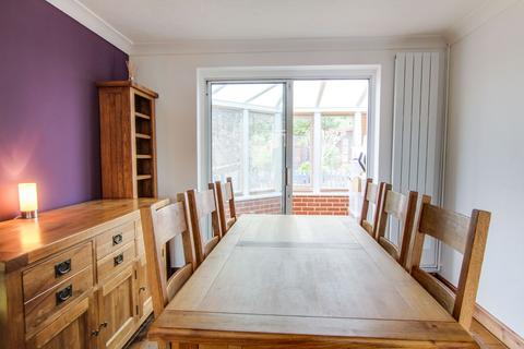 22 Ashdown Drive, Crawley, RH10 5HB