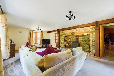 4 bedroom detached house for sale, Norwich Road, Strumpshaw, Norwich