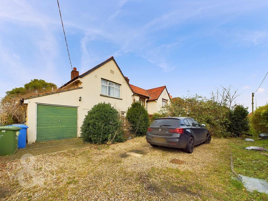 Beccles Road, Bungay 3 bed semidetached house for sale £400,000