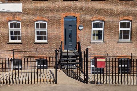1 bedroom apartment for sale, FREEHOLD OPPORTUNITY 9 x 1 Bedroom Apartments  - Baltic Road, Tonbridge, TN9 2NB
