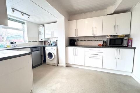 31 Drax Avenue, Wareham, BH20 4DJ