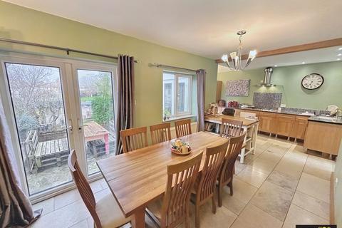 3 bedroom semi-detached house for sale - CHICKERELL ROAD, WEYMOUTH