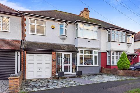 4 bedroom semi-detached house for sale, Lloyd Road, Worcester Park