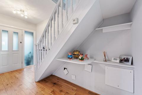 41 Lloyd Road, Worcester Park, KT4 8SA