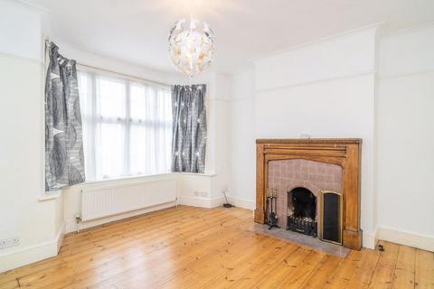 4 bedroom semi-detached house for sale - Mount Drive, North Harrow