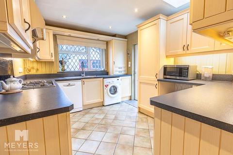 4 Dowlands Road, Bournemouth, BH10 5LG