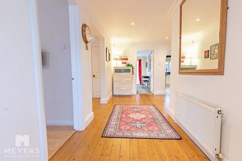 4 Dowlands Road, Bournemouth, BH10 5LG