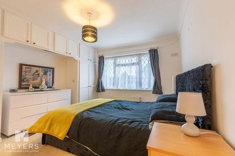 4 Dowlands Road, Bournemouth, BH10 5LG