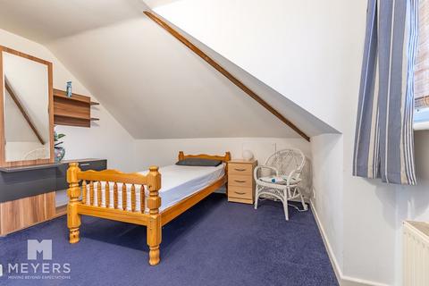 4 Dowlands Road, Bournemouth, BH10 5LG