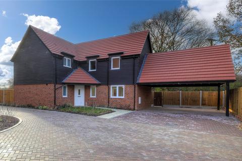 4 bedroom detached house for sale, Woodacre Place, D'arcy Road, CO5
