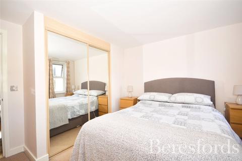 2 bedroom apartment for sale, Haverstock Place, 66-70 Heath Park Road, RM2