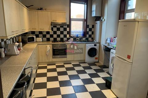 4 bedroom house to rent - Carlton Road, Salford, Manchester