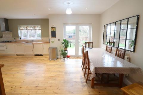 1 Lancaster Avenue, Luton, LU2 7AD