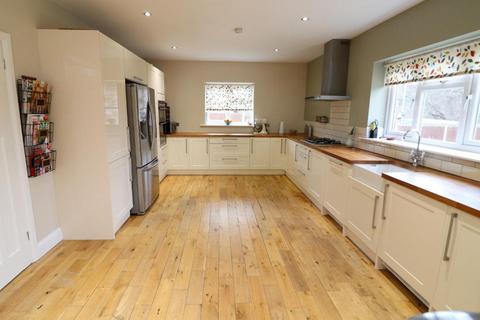 1 Lancaster Avenue, Luton, LU2 7AD
