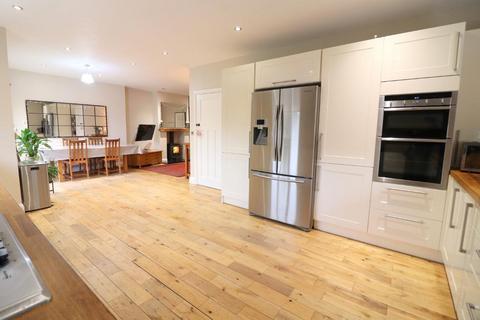 1 Lancaster Avenue, Luton, LU2 7AD