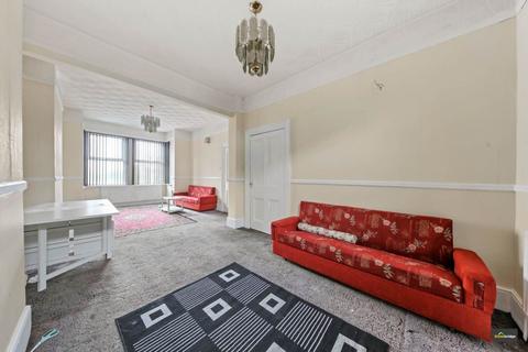 31 Plashet Road, London, E13 0QA
