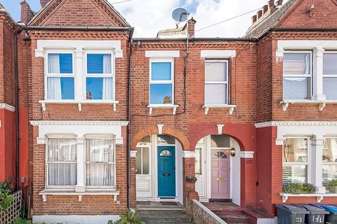 172 Mersham Road, Thornton Heath, CR7 8NQ