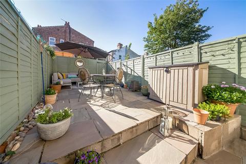172 Mersham Road, Thornton Heath, CR7 8NQ