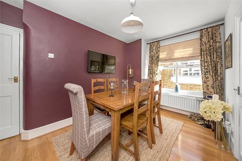 172 Mersham Road, Thornton Heath, CR7 8NQ