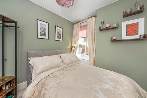 172 Mersham Road, Thornton Heath, CR7 8NQ