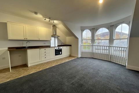 2 bedroom flat for sale, Brecon Road, Abergavenny, NP7