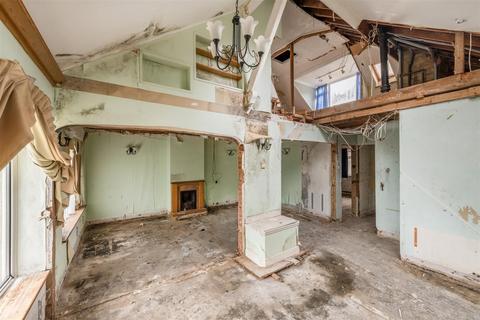 3 bedroom semi-detached bungalow for sale - Heyworth Close, Brighton
