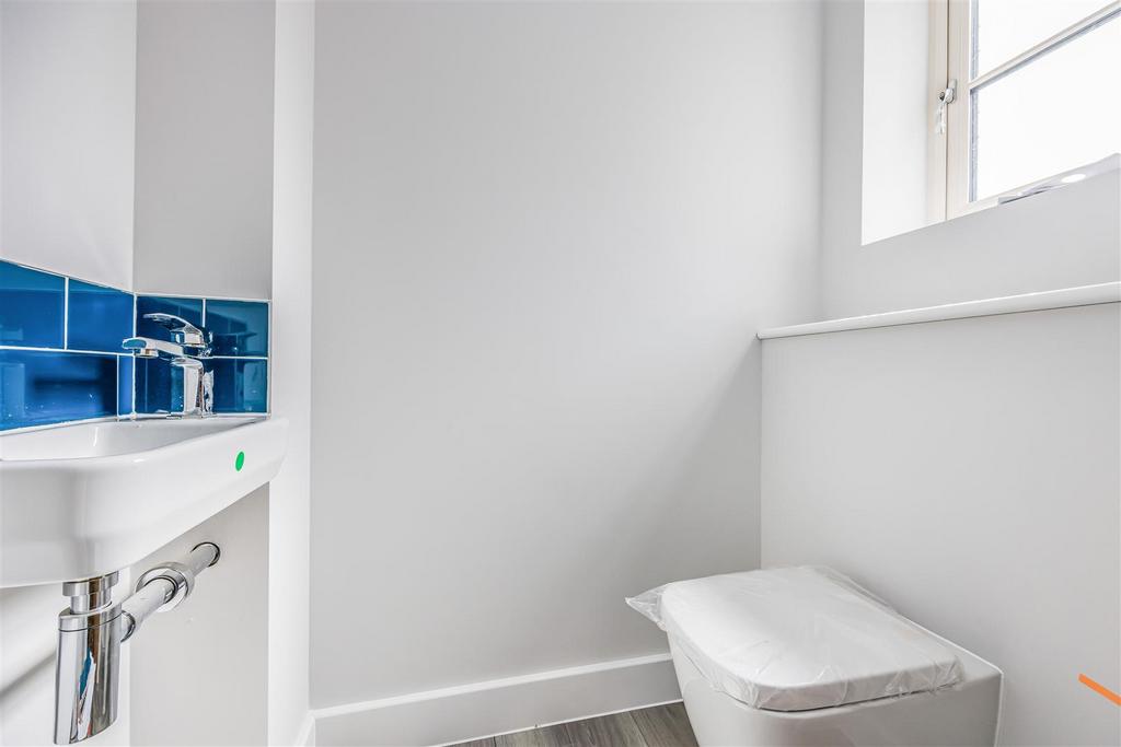 Plot 6 Oakwood Court, Clewers Lane, Waltham Chase-