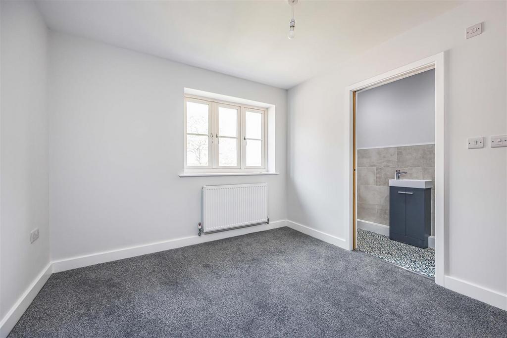 Plot 6 Oakwood Court, Clewers Lane, Waltham Chase-