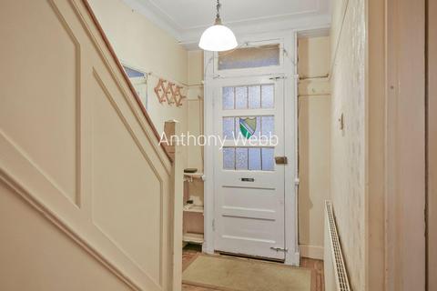 3 bedroom terraced house for sale, Firs Lane, Palmers Green, N13