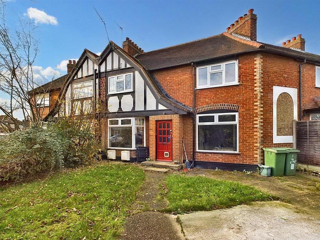 Garden Road, WaltonOnThames 1 bed apartment £299,950