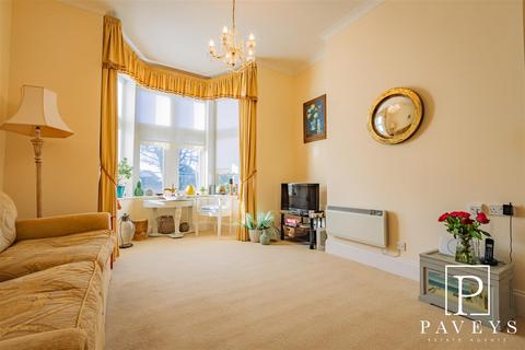 1 bedroom apartment for sale, The Esplanade, Frinton-On-Sea